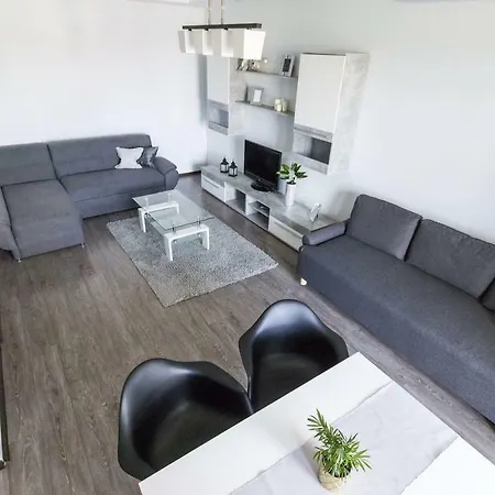 Apart Big Living - Old Town - Air Conditioning - Garage Appartement